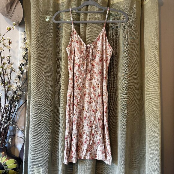 SOZY Floral spring dress - M - flowing and flattering - Picture 1 of 6